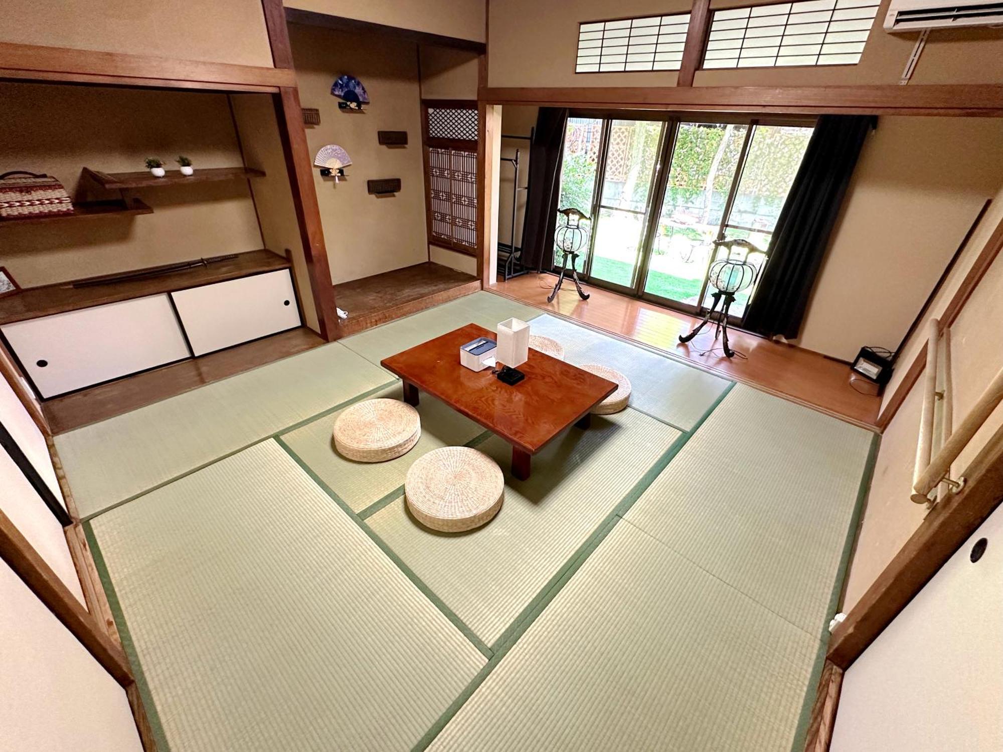 Family Or Business Travel 20 Percent Off丨200 Sqm 丨 14 Min To Shinjuku 丨century-Old Japanese Garden 丨3 Parking Spaces丨4 Bedrooms Tokyo Ngoại thất bức ảnh